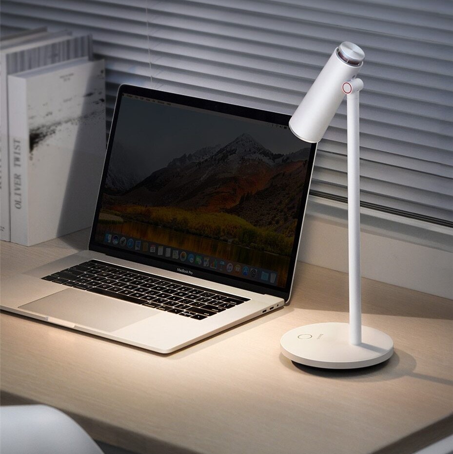 Baseus i-Wok Stepless Dimmable Desk Lamp - Image 4