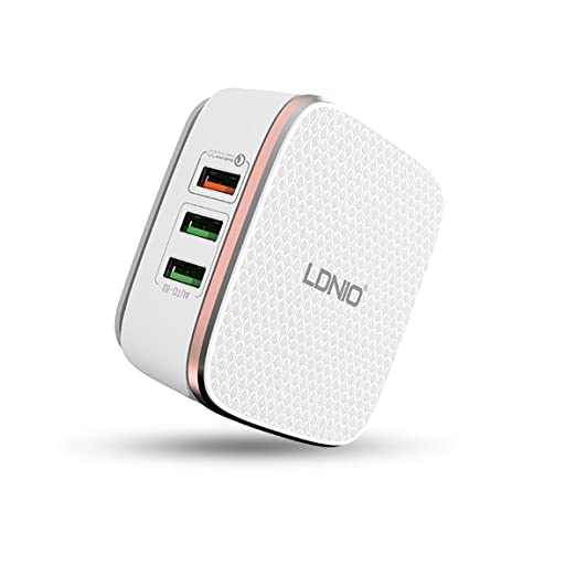 LDNIO A6704 Qualcomm 3.0 Quick Charge 6 USB Port Travel Charger - Image 2